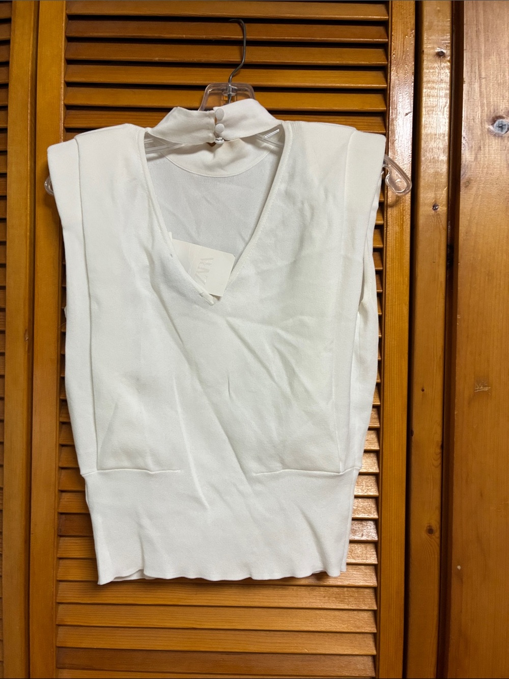 Zara white Sleeveless V-Neck Knit Tank with Mock Neck Buttons length 20”